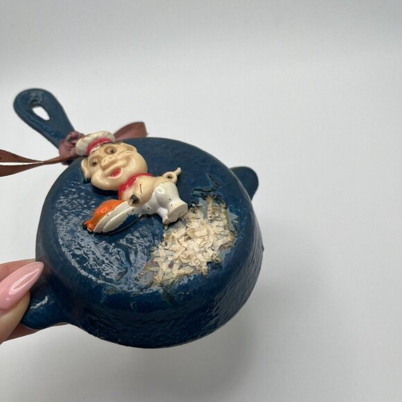 Vintage HOLT Painted Blue Mini Cast Iron Skillet Fry Pan Decorative Pig Ribbon - Picture 6 of 6